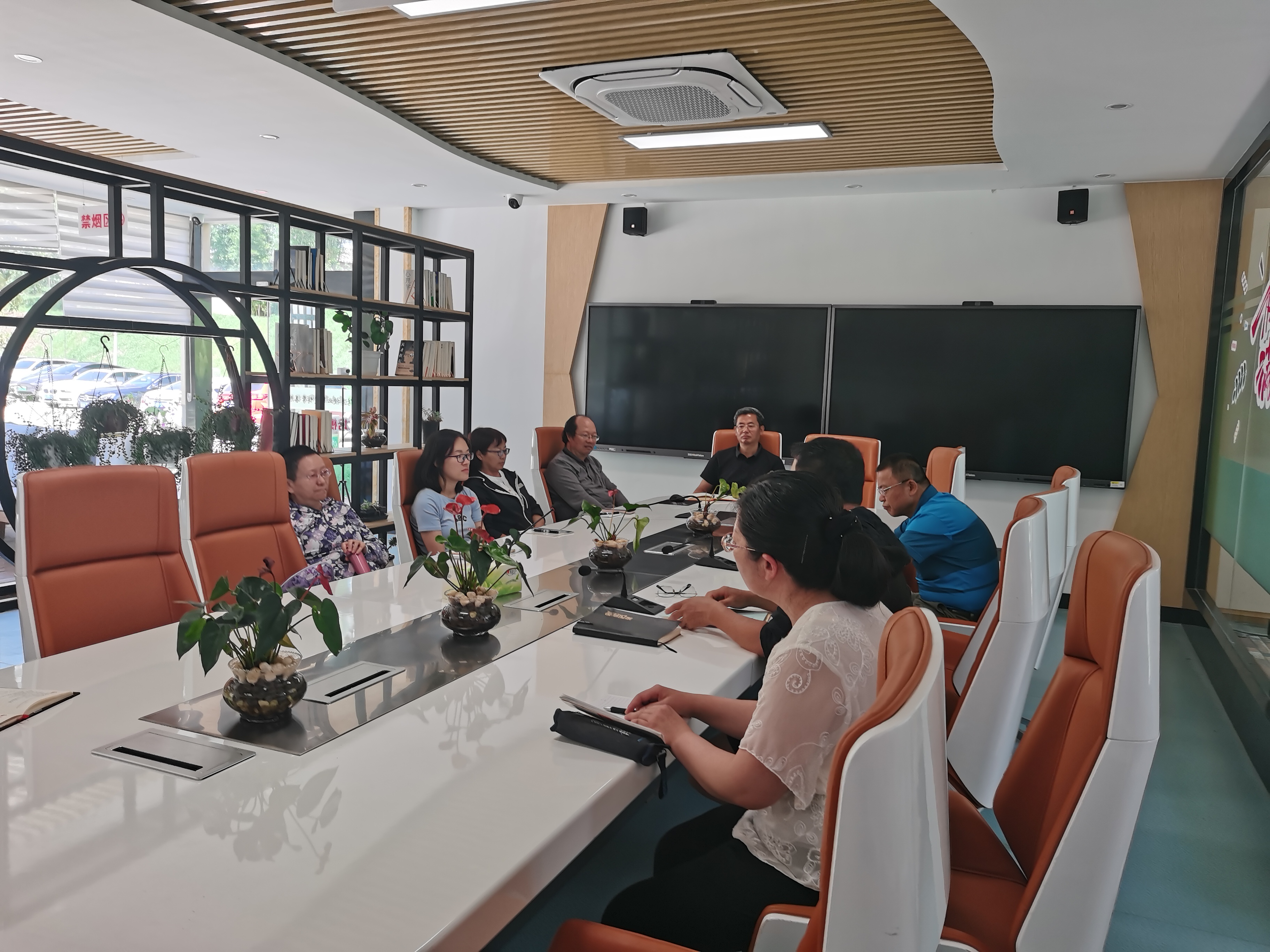 教学质量监控办公室召开部门工作总结会议