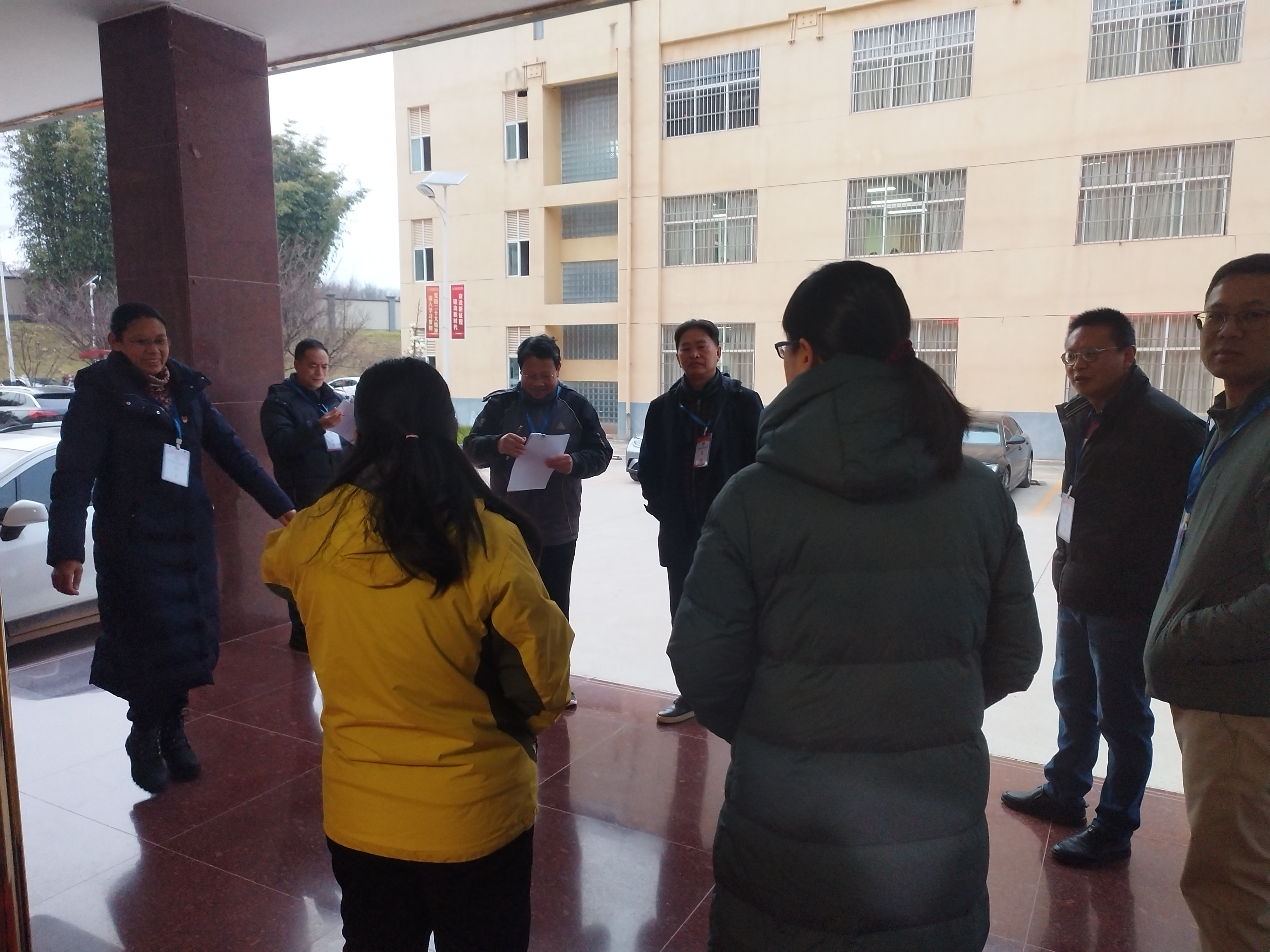 教学质量监控办公室组织2023-2024学年第一学期期末考试巡考工作